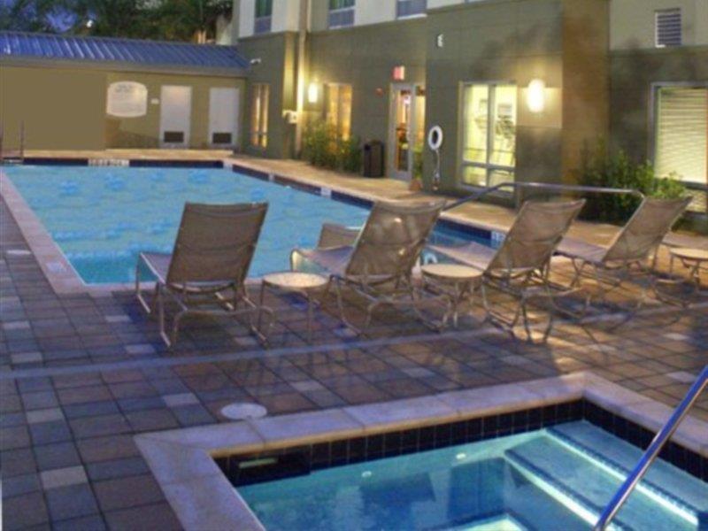 Fairfield Inn & Suites Fort Lauderdale Airport & Cruise Port Dania Beach Exteriör bild